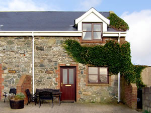 Self catering breaks at Saltee Cottage in Kilmore Quay, County Wexford