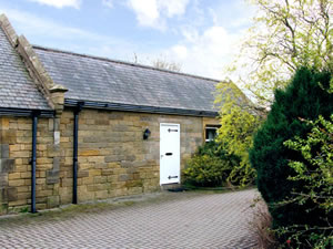 Self catering breaks at Shunting Cottage in Acklington, Northumberland