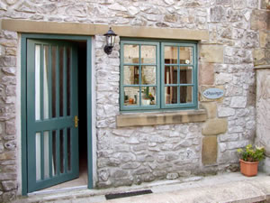 Self catering breaks at The Shavings in Buxton, Derbyshire
