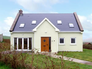 Self catering breaks at 6 Glor Na Dtonn in Kinsale, County Cork