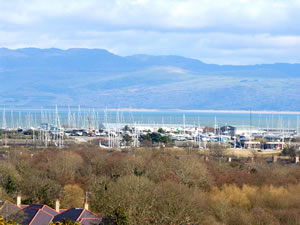 Self catering breaks at Penmaen Bach in Pwllheli, Gwynedd