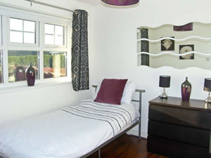 Self catering breaks at Serenity in Embleton, Northumberland