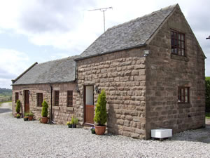 Self catering breaks at Curlew Barn in Ipstones, Staffordshire