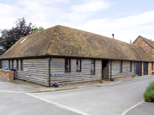 Self catering breaks at Ostlers in Nunton, Wiltshire