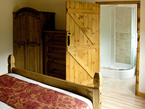 Self catering breaks at Happy Union Stables in Abbeycwmhir, Powys