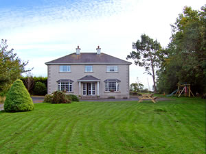 Self catering breaks at Mullinderry House in Foulksmills, County Wexford