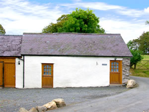 Self catering breaks at Y Beudy in Pencoed, Mid Glamorgan