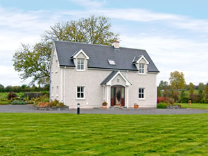 Self catering breaks at Knockadoo Lodge in Riverstown, County Sligo