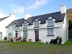 Self catering breaks at Creveen Lodge in Lauragh, County Kerry