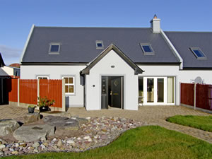 Self catering breaks at 2 The Court in Kinsale, County Cork