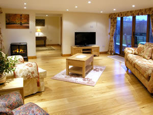 Self catering breaks at Millbrook Barn in Llanddewi Skirrid, Monmouthshire