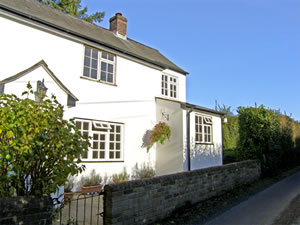 Self catering breaks at Lynch Cottage in Dottery, Dorset