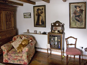 Self catering breaks at Bakers Cottage in Gilling West, North Yorkshire