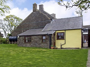 Self catering breaks at Garden Cottage in Sparrowpit, Derbyshire