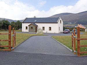 Self catering breaks at Meenteog in Glenbeigh, County Kerry