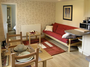 Self catering breaks at Garden View in Lixwm, Flintshire