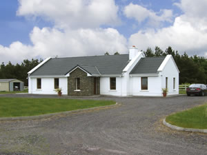 Self catering breaks at Forest View in Dingle, County Kerry