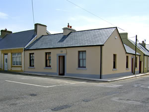 Self catering breaks at Kilkee Cottage in Kilkee, County Clare