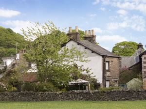 Self catering breaks at Meadowbank Lodge in Staveley, Cumbria