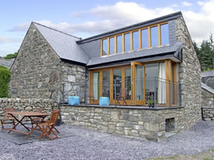 Self catering breaks at Y Beudy in Trawsfynydd, Gwynedd