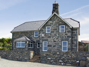 Self catering breaks at Ty Cerrig in Dyffryn Ardudwy, Gwynedd