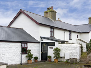 Self catering breaks at Penbryn Bach in Tywyn, Gwynedd