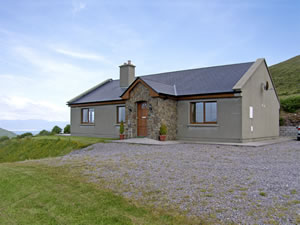Self catering breaks at Kilcrenagh in Glenbeigh, County Kerry