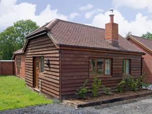 Self catering breaks at Swallow Cottage in Durley, Hampshire