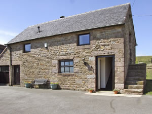 Self catering breaks at Downsdale Cottage in Quarnford, Staffordshire