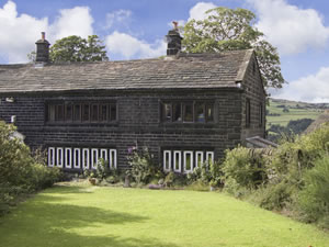 Self catering breaks at Higher Stoodley Farm in Hebden Bridge, West Yorkshire