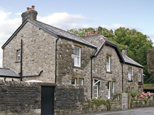 Self catering breaks at Riverside View in Cark In Cartmel , Cumbria