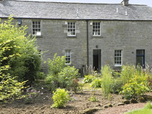 Self catering breaks at The Coach House in Chirnside, Berwickshire