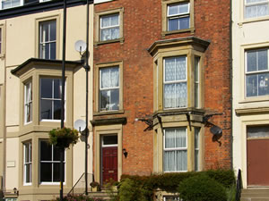 Self catering breaks at 6 Abbey Terrace in Whitby, North Yorkshire
