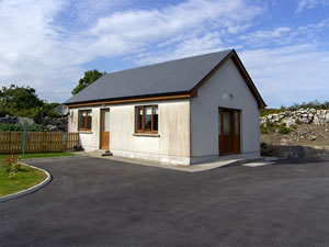 Self catering breaks at Brids Cottage in Spiddal, County Galway