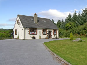 Self catering breaks at River Cottage in Touraneena, County Waterford