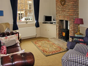 Self catering breaks at Croft Cottage in Kirkbymoorside, North Yorkshire