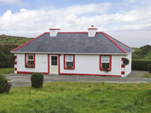 Self catering breaks at Thorntons Cottage in Tully, County Galway