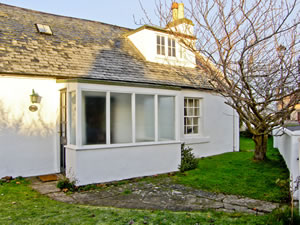 Self catering breaks at Cherry Tree Cottage in Nairn, Morayshire