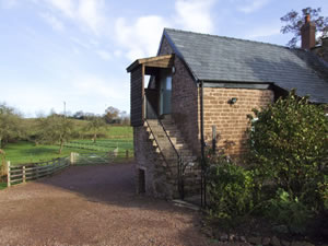 Self catering breaks at The Old Granary in Wormelow, Herefordshire