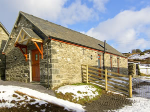 Self catering breaks at Ty Isaf Penrhyddion in Betws-Y-Coed, Conwy