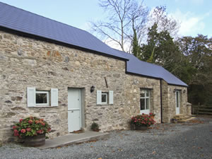 Self catering breaks at Rathsnagadan Cottage in Inistioge, County Kilkenny