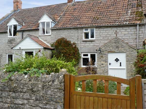 Self catering breaks at Woodforde Cottage in Babcary, Somerset