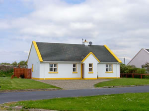 Self catering breaks at Sunshine Cottage in Liscannor, County Clare