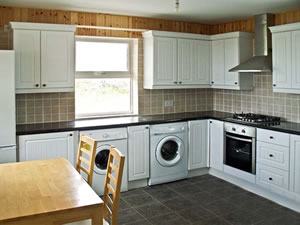 Self catering breaks at Slieve Elva Cottage in Lisdoonvarna, County Clare