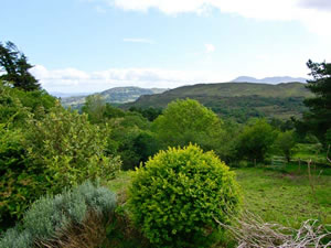 Self catering breaks at Tooreen Farmhouse in Glengarriff, County Cork