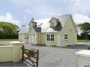 Self catering breaks at Pebble Drive Cottage in Duncannon, County Wexford