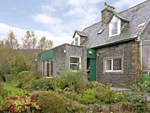 Self catering breaks at Nether Barr Farmhouse in Newton Stewart, Wigtownshire