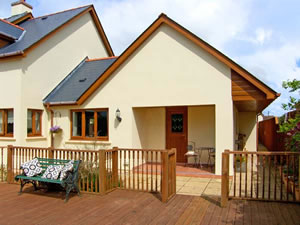 Self catering breaks at Deja Vu in Cosheston, Pembrokeshire