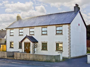 Self catering breaks at La Cala in Penderyn, Mid Glamorgan