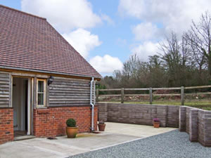 Self catering breaks at Holmer Farm in Leominster, Herefordshire